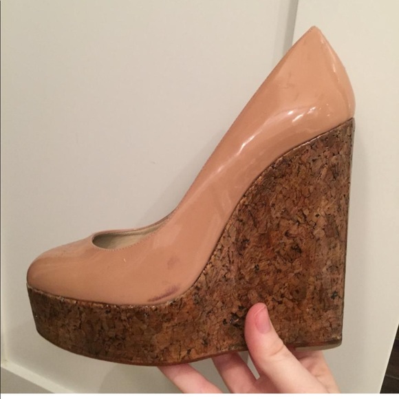 Christian louboutin nude patent leather cork wedges - Picture 4 of 8